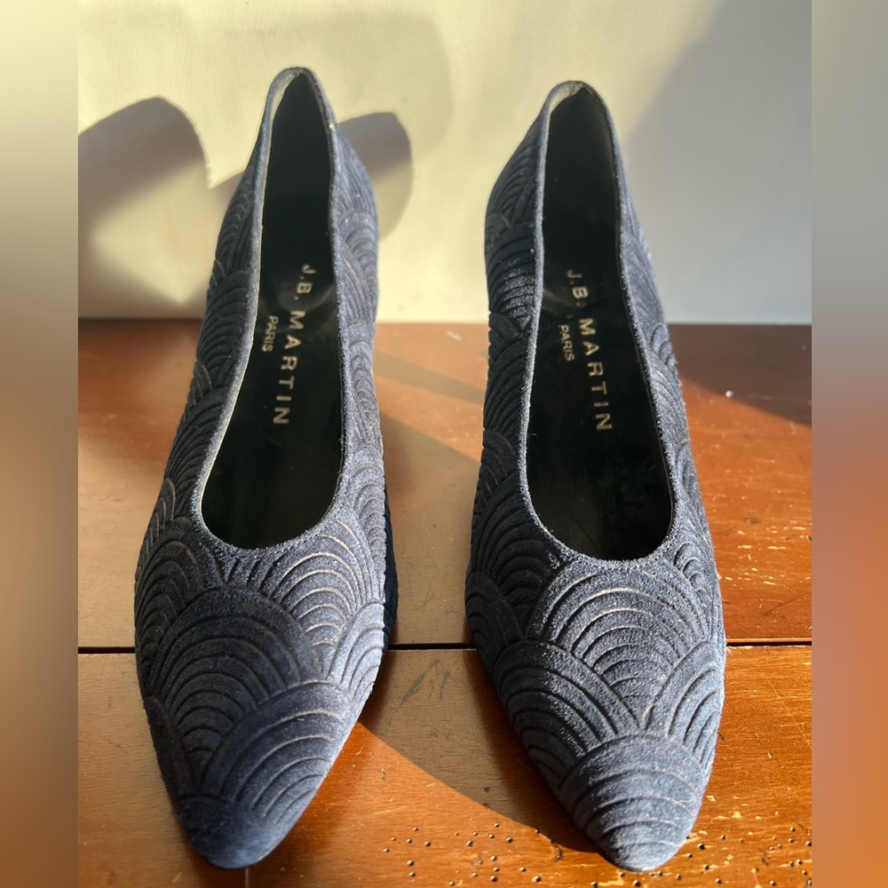 Vintage J.B Martin navy suede pump